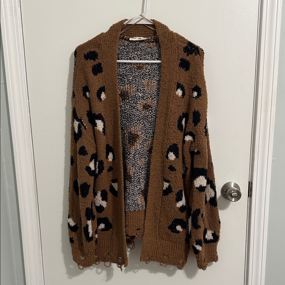 NWOT Boutique Leopard Print Brown Oversized Cardigan Sweater